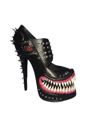 Gothic Monster High Heel Ornament – Horror-Inspired 3D Printed Décor (Black)