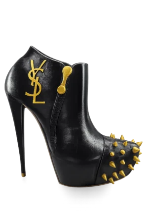 Luxury Inspired Spike Heel Vase – Hand Painted 3D Printed Statement Décor